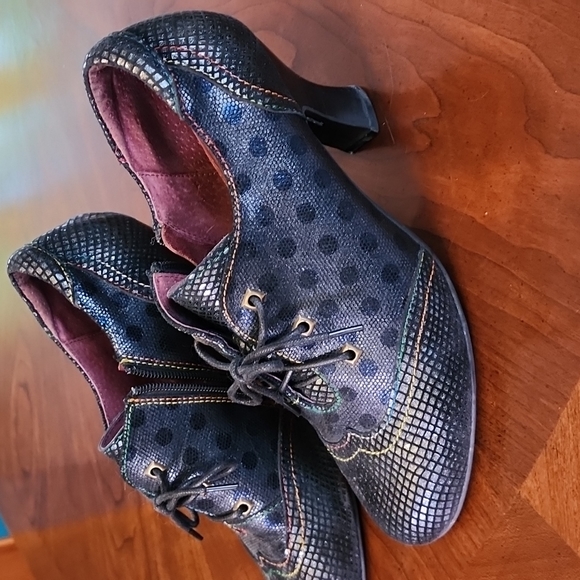 LAURA VITA polka dot & rainbow booties - Picture 8 of 9